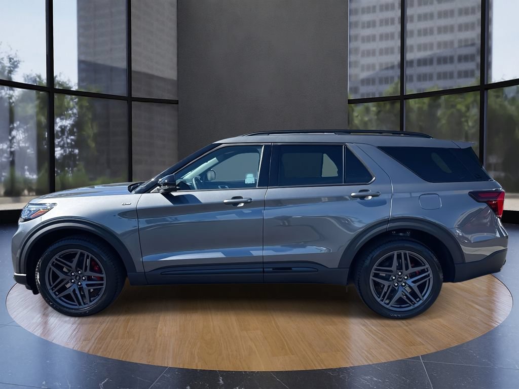 Certified 2026 Ford Explorer ST-Line w/ ST-Line Street Pack AWD/4WD image 5