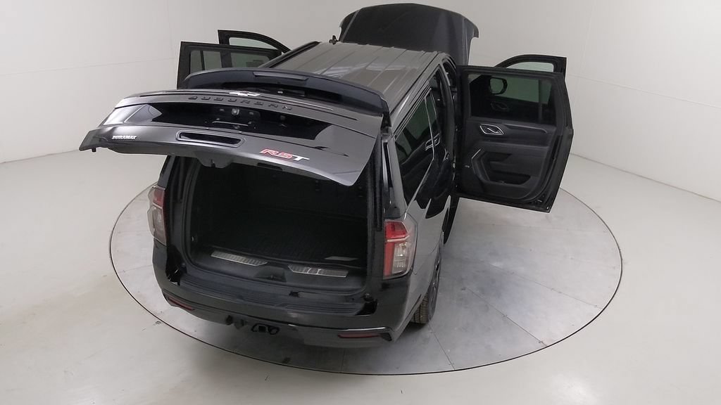 Used 2024 Chevrolet Suburban RST w/ Luxury Package AWD/4WD image 51