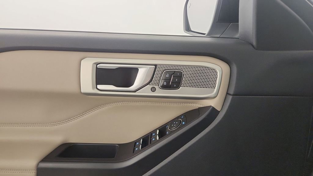 Certified 2020 Ford Explorer Limited w/ Class III Trailer Tow Package image 27