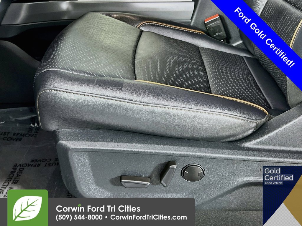 Certified 2025 Ford F350 Lariat w/ Black Appearance Package AWD/4WD image 22