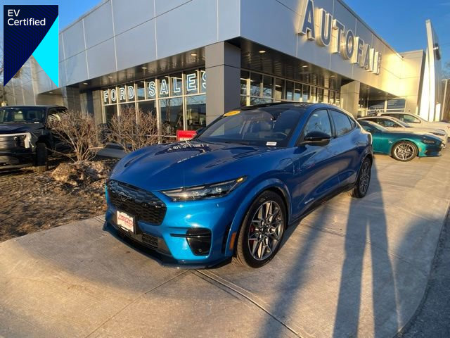 Certified 2025 Ford Mustang Mach-E GT image 1