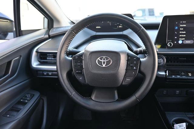 Used 2024 Toyota Prius LE FWD image 29
