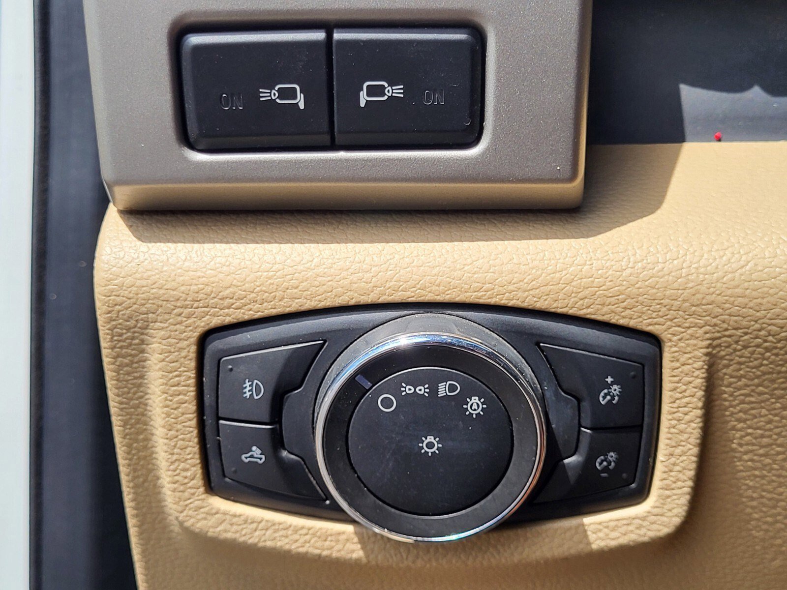 Certified 2021 Ford F250 Lariat w/ Lariat Ultimate Package image 24