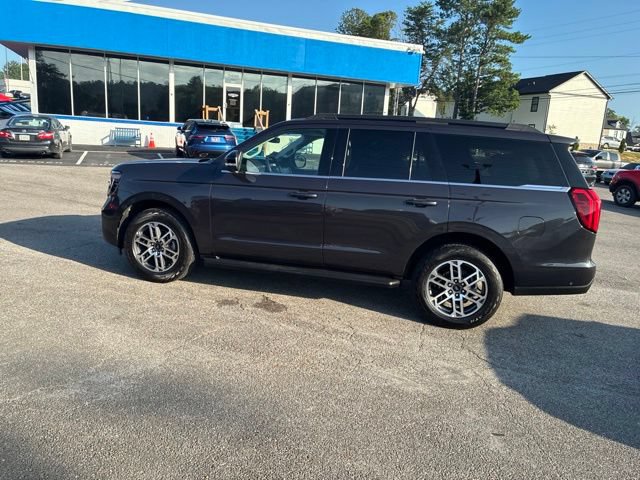 Certified 2025 Ford Expedition Active AWD/4WD image 40