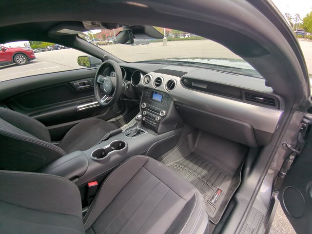 Certified 2022 Ford Mustang GT RWD image 29