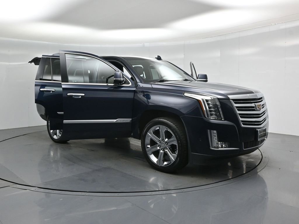 Used 2020 Cadillac Escalade Platinum image 35