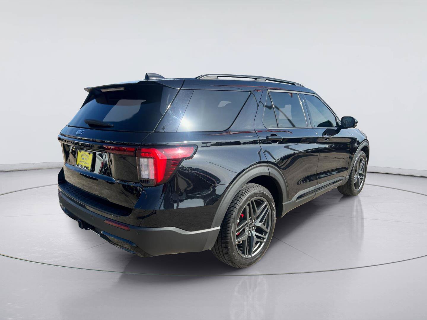 Certified 2026 Ford Explorer ST-Line w/ ST-Line Street Pack RWD image 11