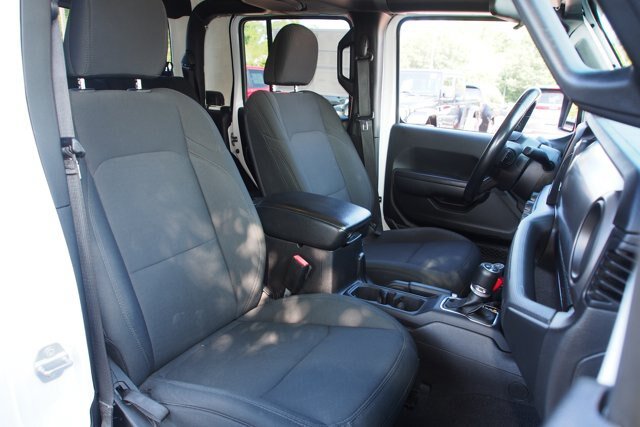 Used 2021 Jeep Gladiator Sport AWD/4WD image 12