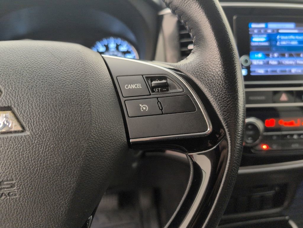 Used 2019 Mitsubishi Outlander SE FWD image 35