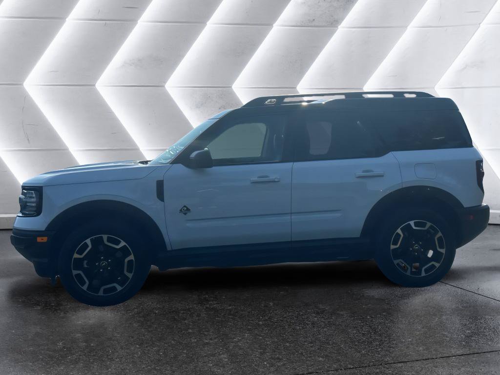 Certified 2023 Ford Bronco Sport Outer Banks w/ Tech Package AWD/4WD image 4