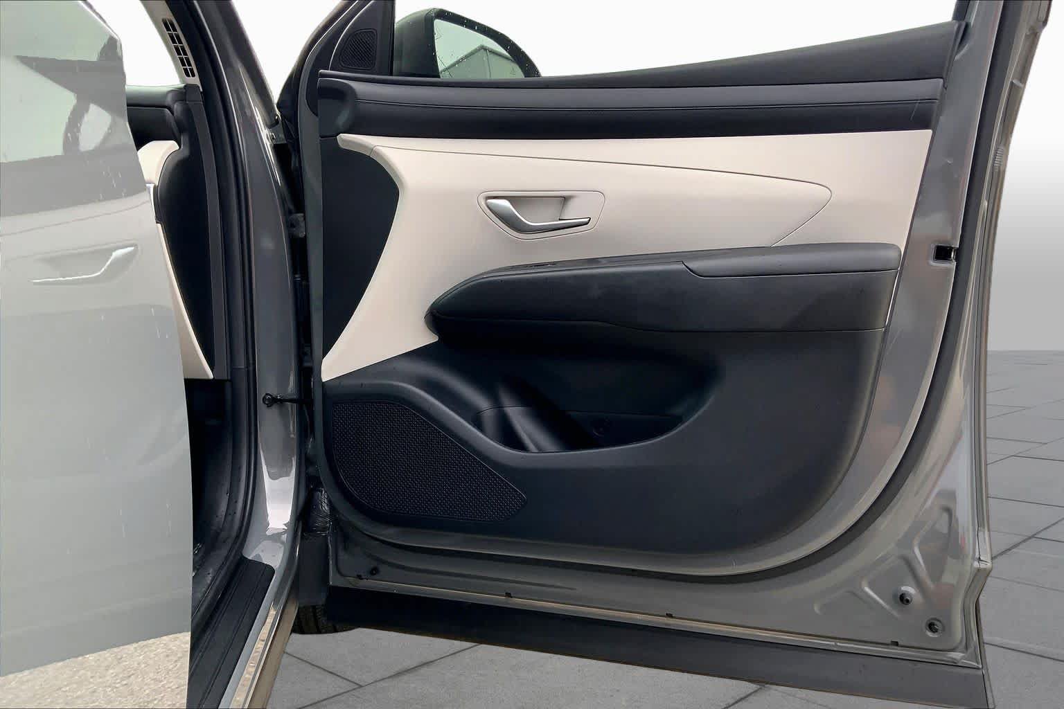 Used 2025 Hyundai Tucson SEL FWD image 23