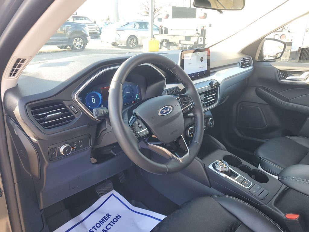 Certified 2021 Ford Escape SEL w/ Technology Package image 15
