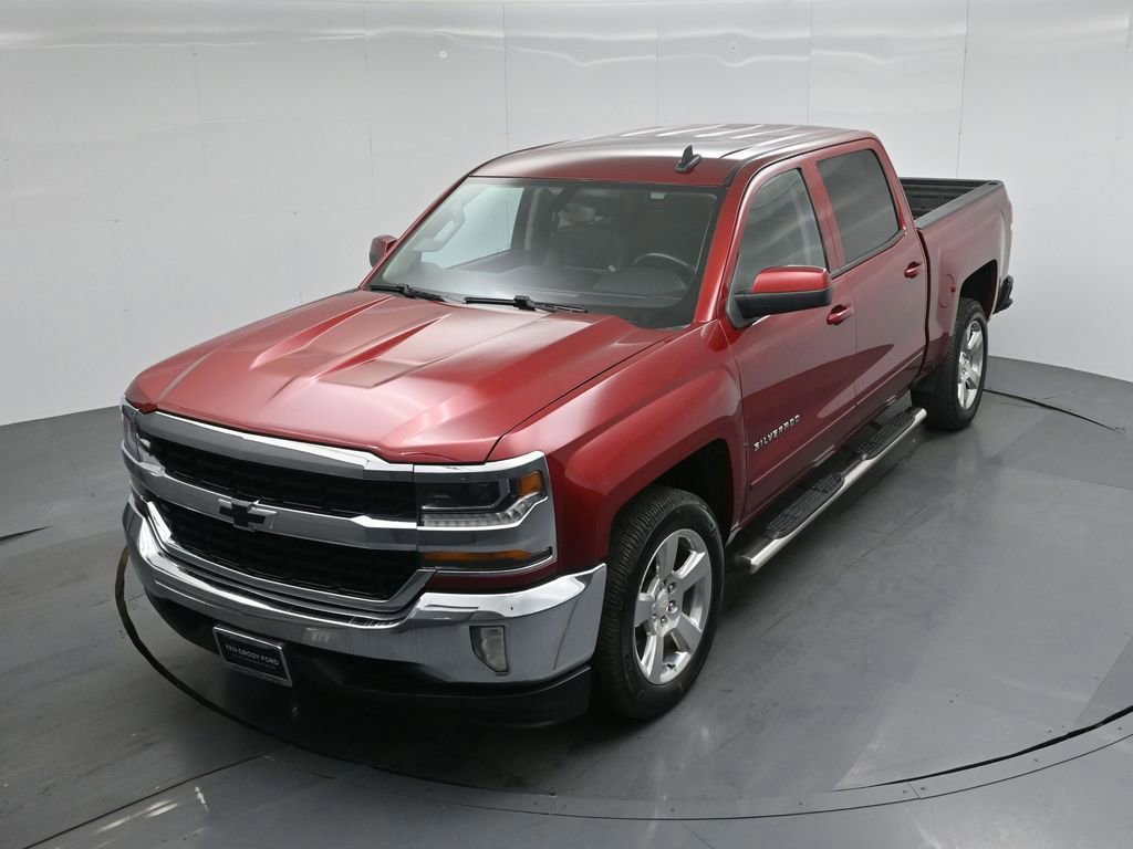Used 2018 Chevrolet Silverado 1500 LT w/ All Star Edition image 28