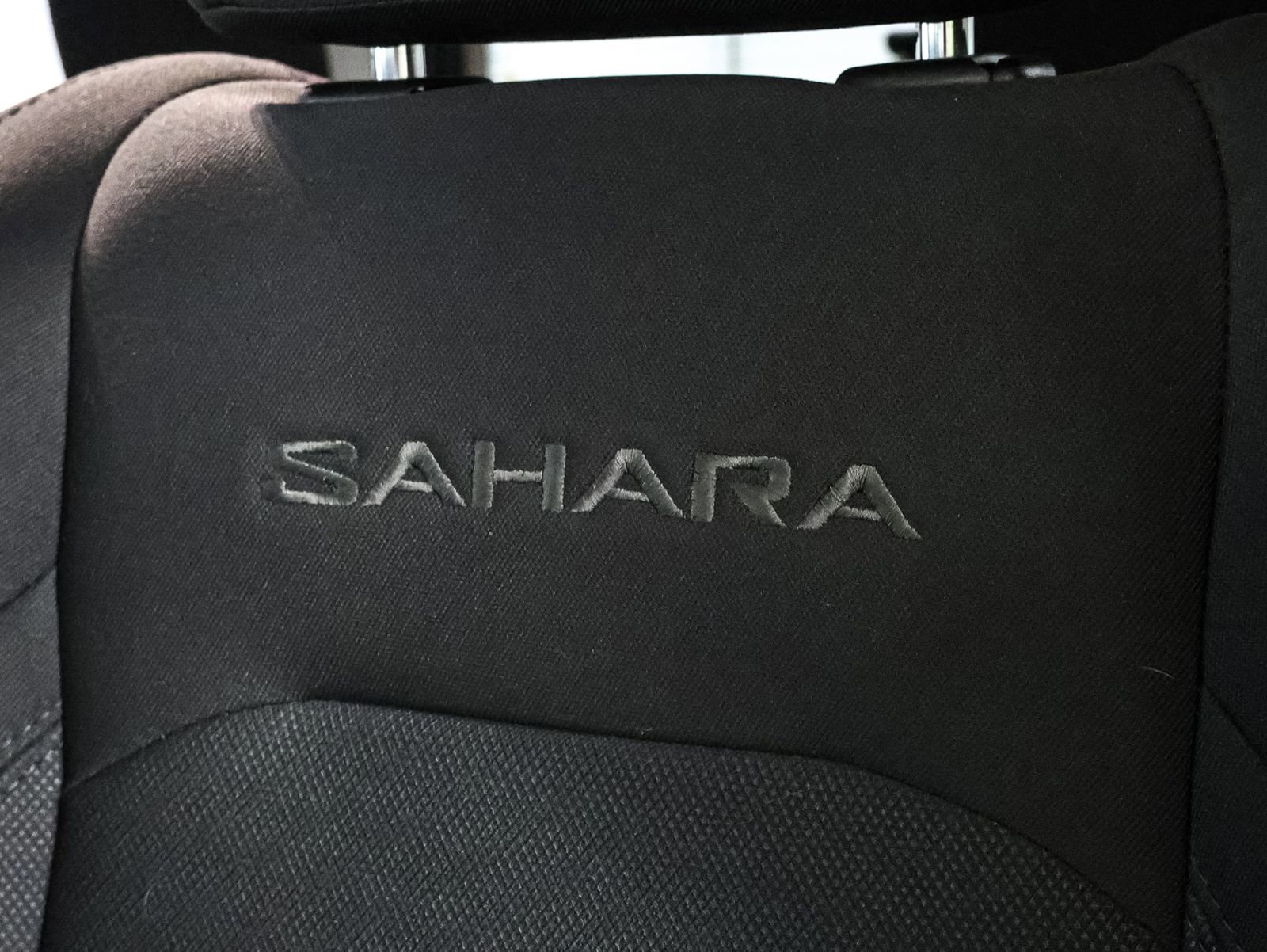 Used 2023 Jeep Wrangler Sahara image 20