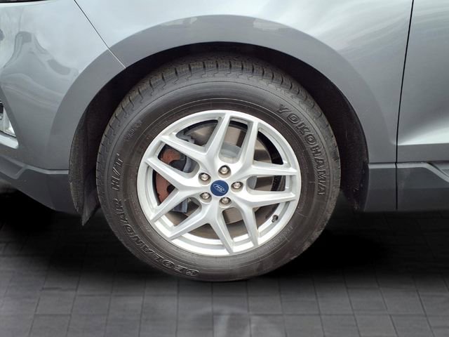 Certified 2022 Ford Edge SEL w/ Convenience Package AWD/4WD image 10