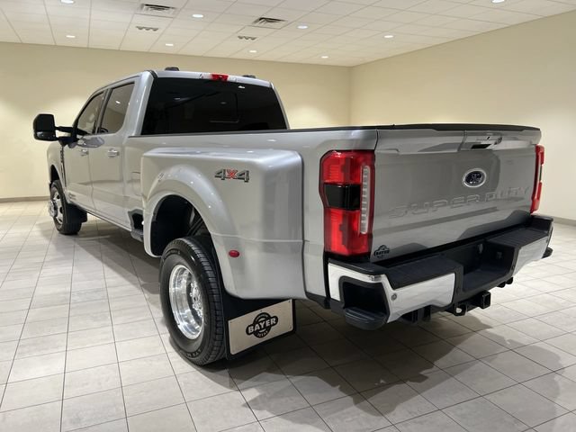 Certified 2023 Ford F350 Lariat w/ Lariat Ultimate Package AWD/4WD image 3