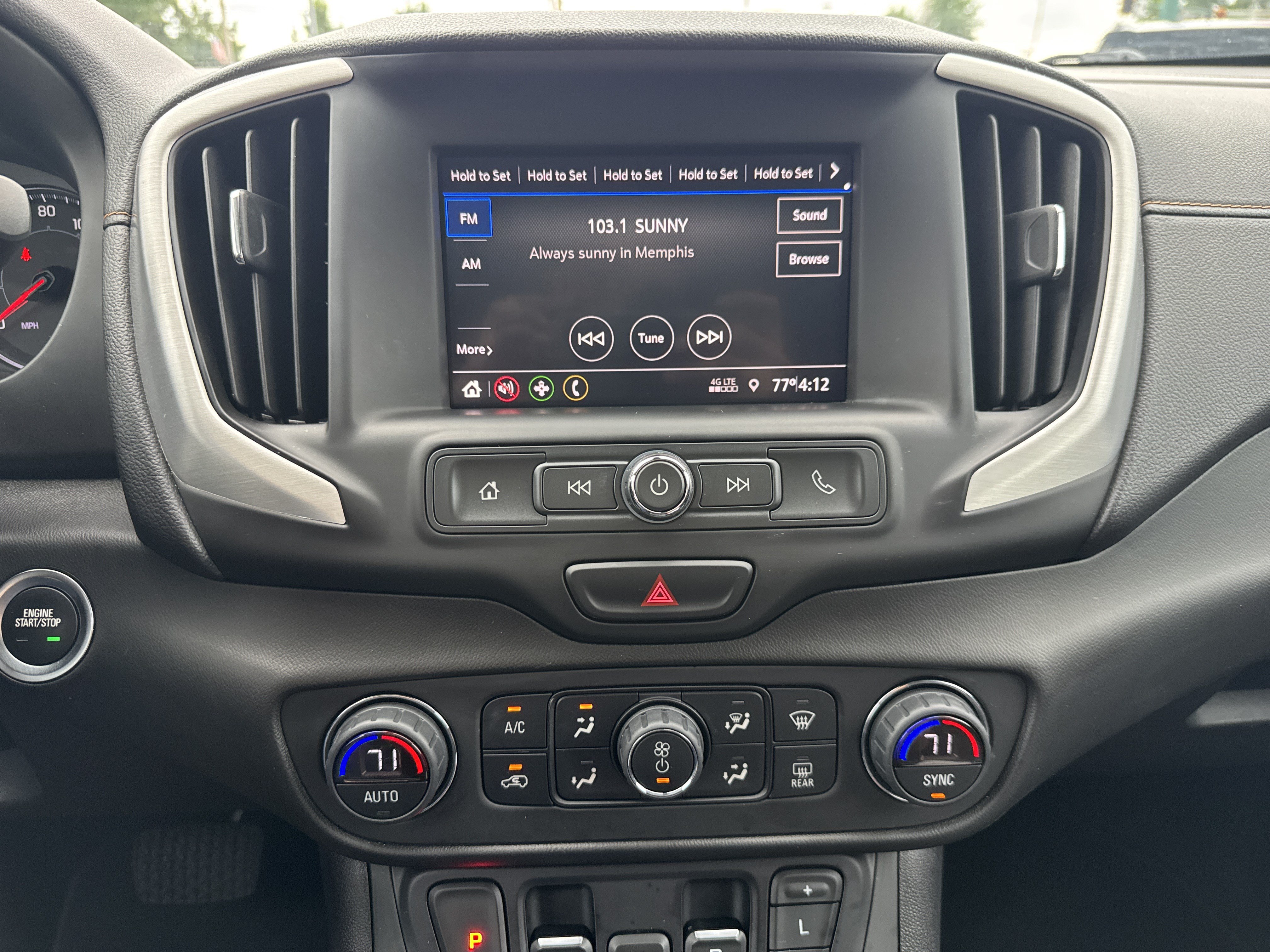 Used 2021 GMC Terrain SLE w/ Driver Convenience Package FWD image 19