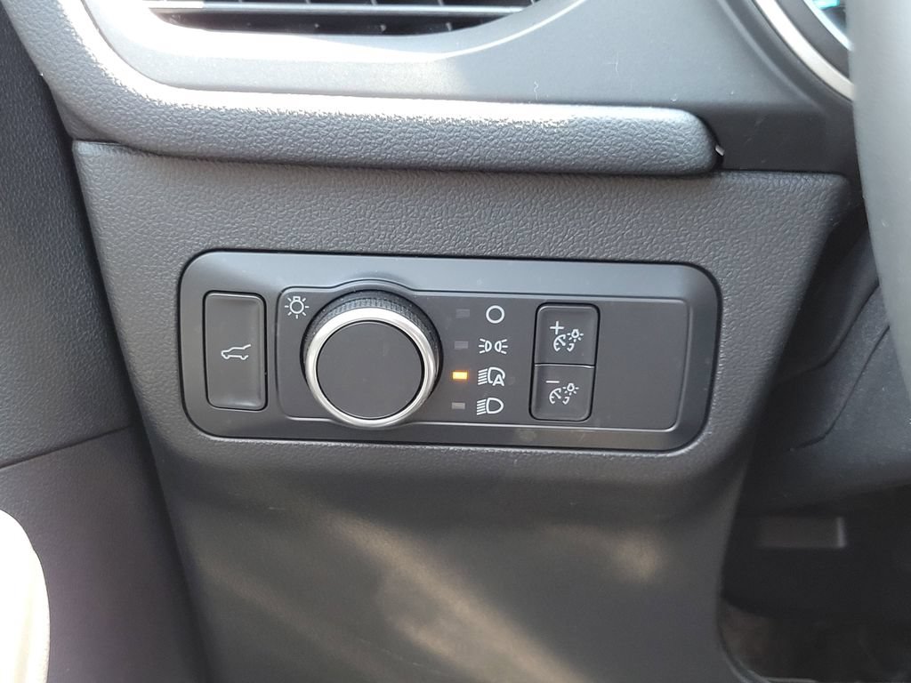 Certified 2022 Ford Escape SE w/ SE Sport Appearance Package AWD/4WD image 12