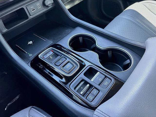 Used 2023 Honda Pilot Elite image 18