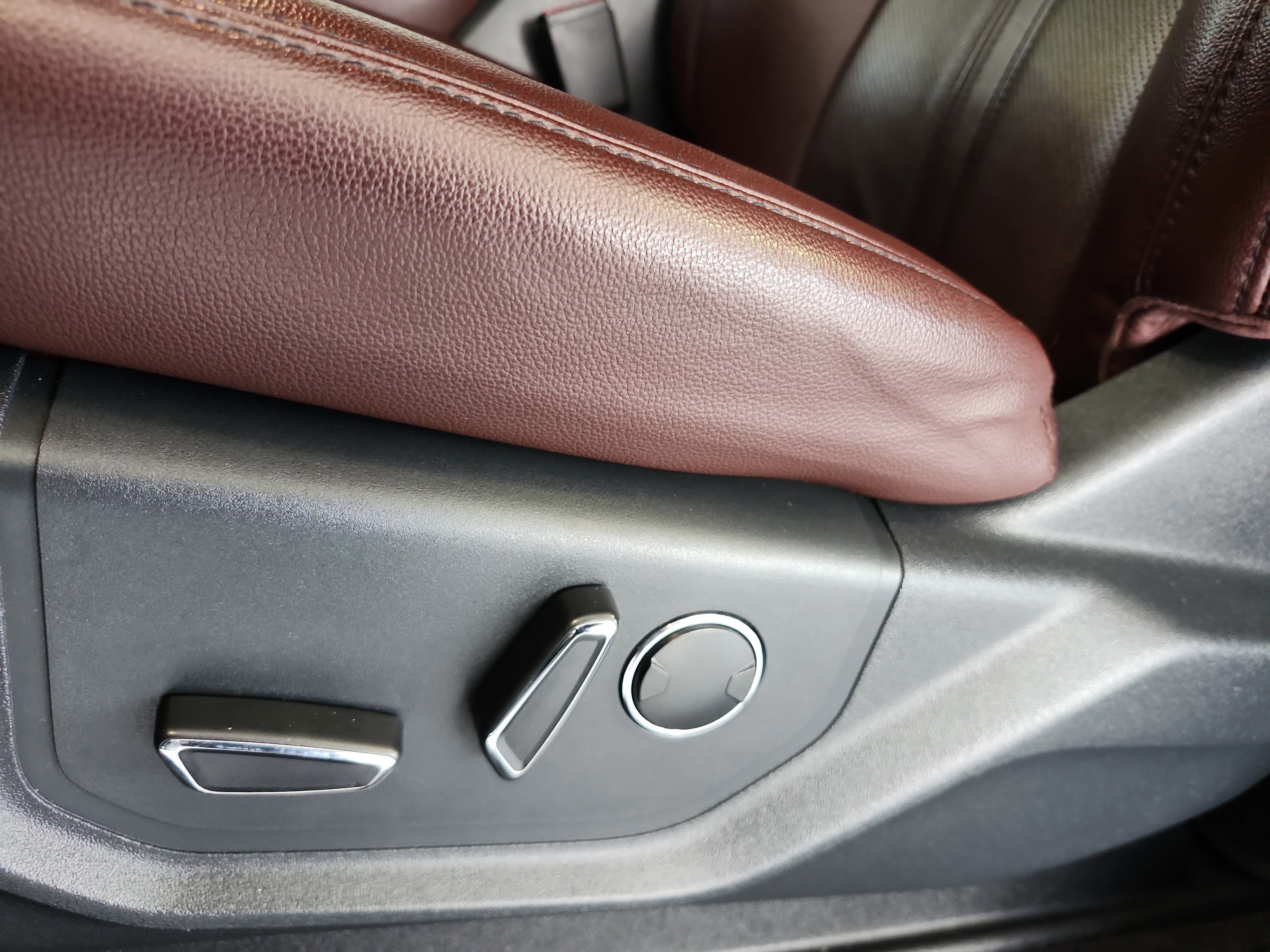 Certified 2022 Ford Expedition Max Limited image 16