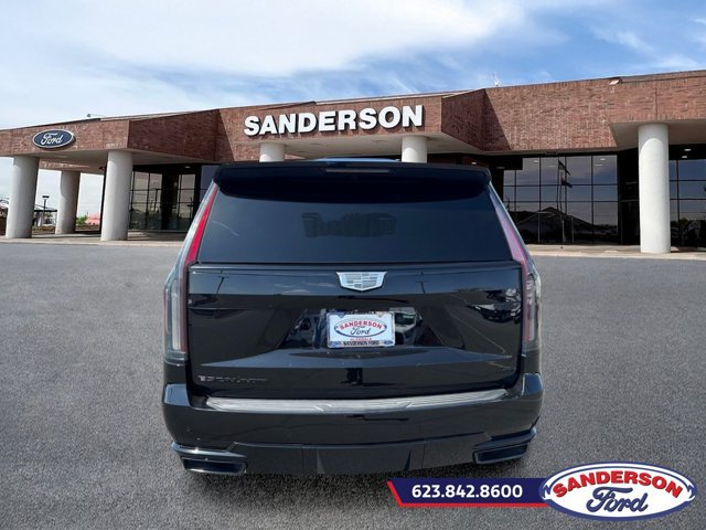 Used 2022 Cadillac Escalade Sport Platinum AWD/4WD image 4
