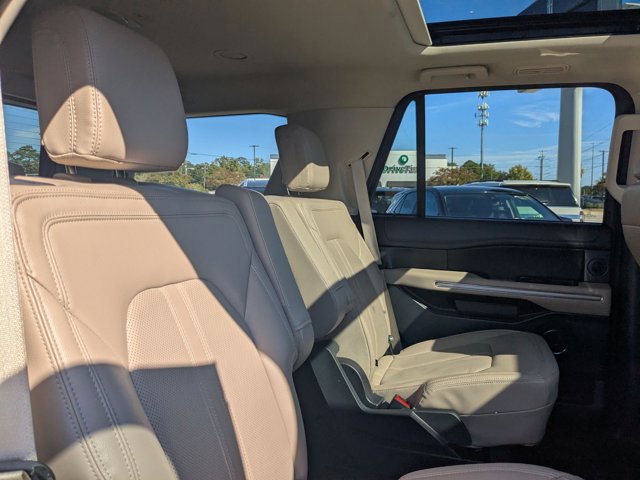 Certified 2024 Ford Expedition Limited image 40