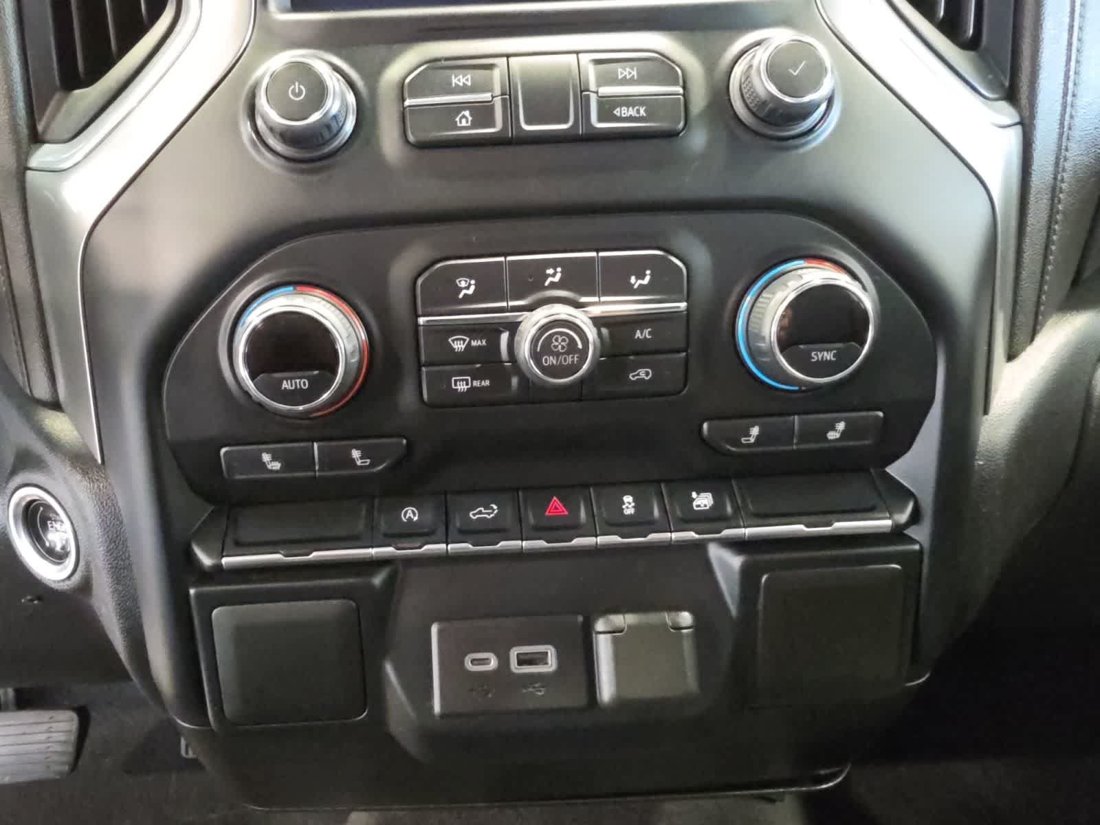 Used 2020 Chevrolet Silverado 1500 LT w/ All-Star Edition AWD/4WD image 19