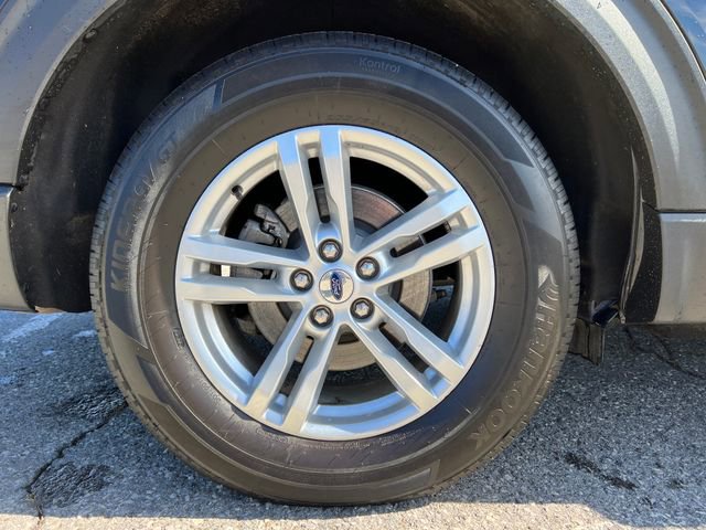 Certified 2023 Ford Explorer XLT w/ Equipment Group 202A image 14