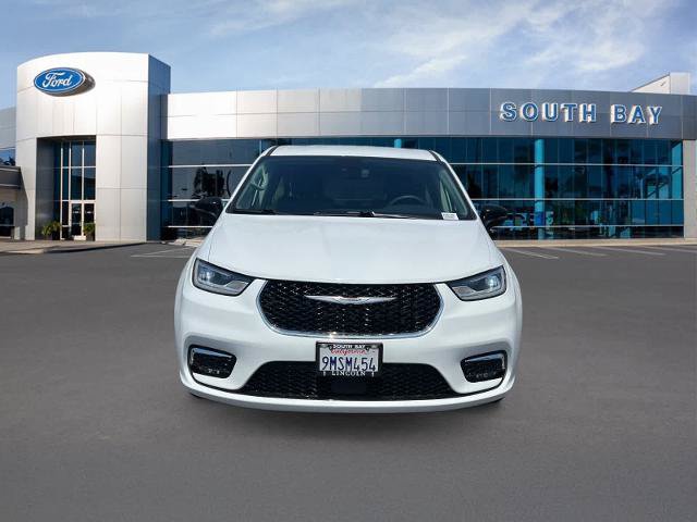 Used 2024 Chrysler Pacifica Limited FWD image 5