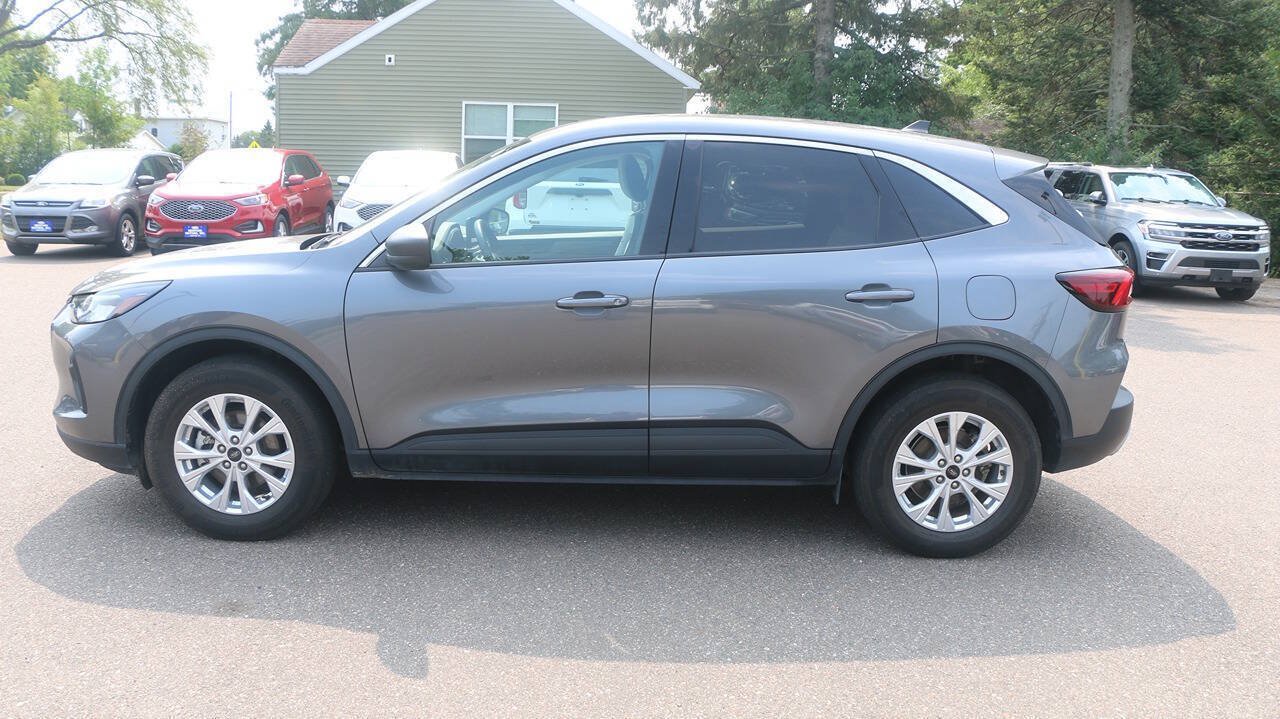 Certified 2024 Ford Escape Active AWD/4WD image 7