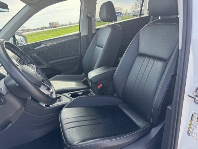 Used 2022 Volkswagen Tiguan SE image 12