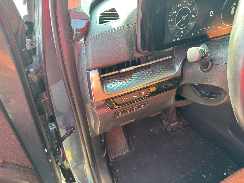 Used 2022 Kia Carnival SX Prestige FWD image 14