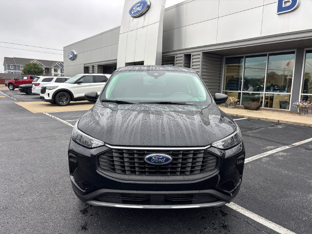 Certified 2024 Ford Escape Active AWD/4WD image 2