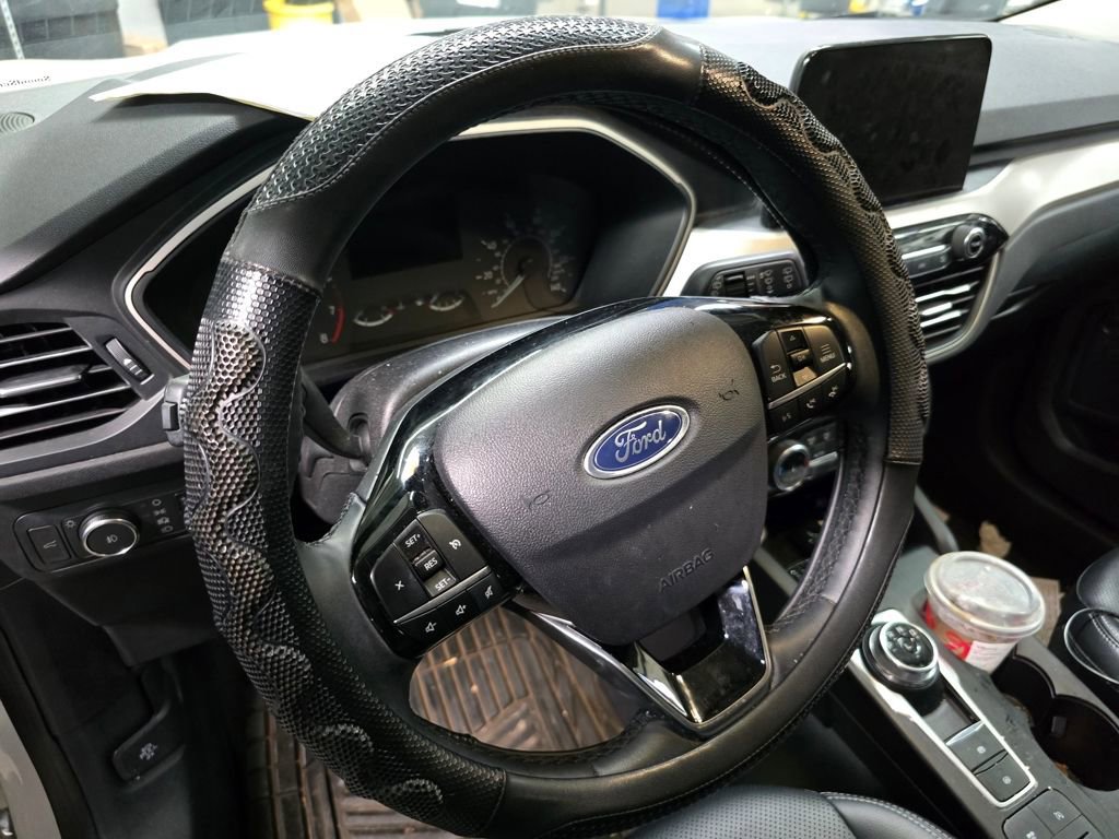 Certified 2022 Ford Escape SEL image 13