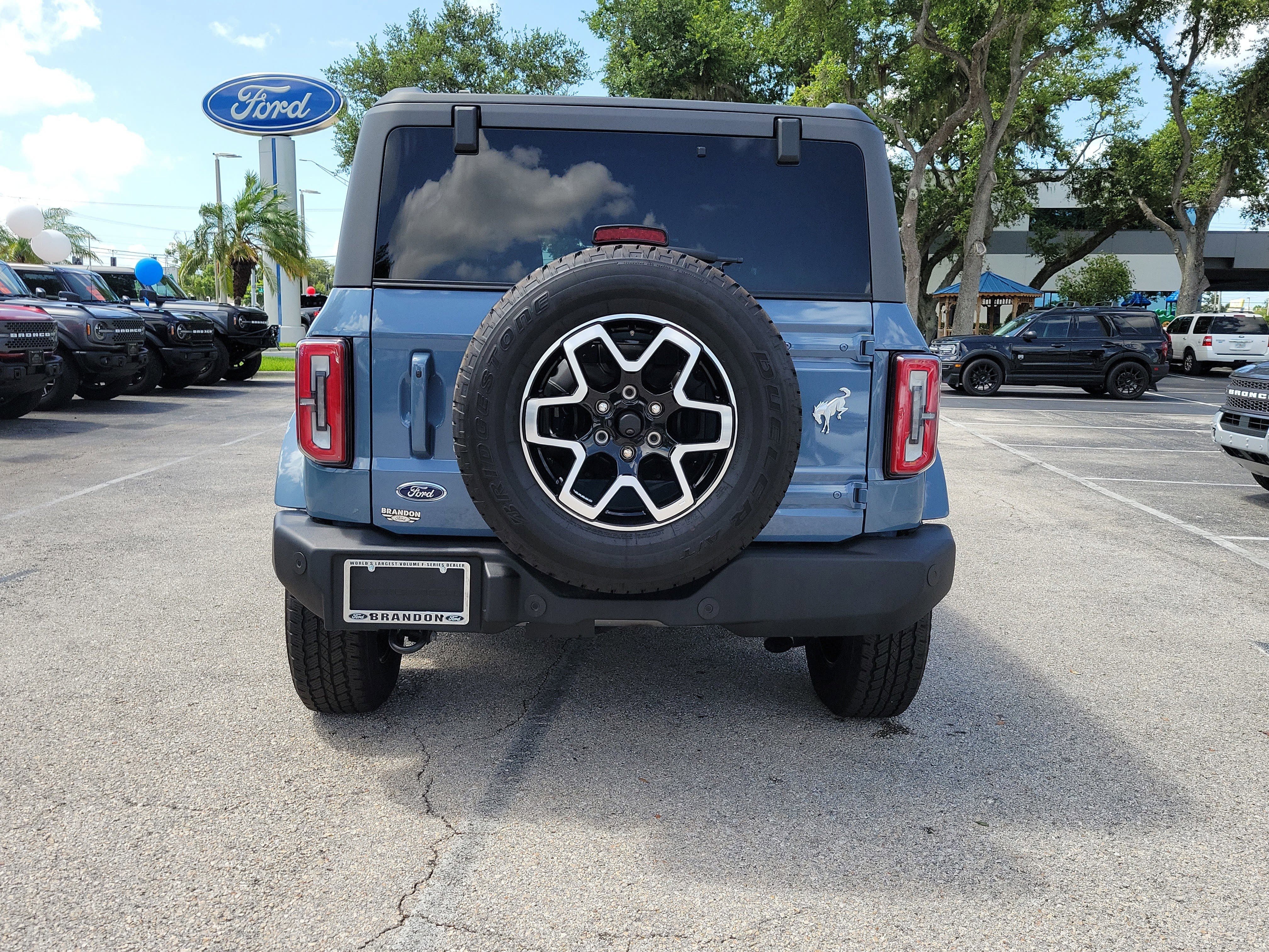 Certified 2025 Ford Bronco Outer Banks AWD/4WD image 8