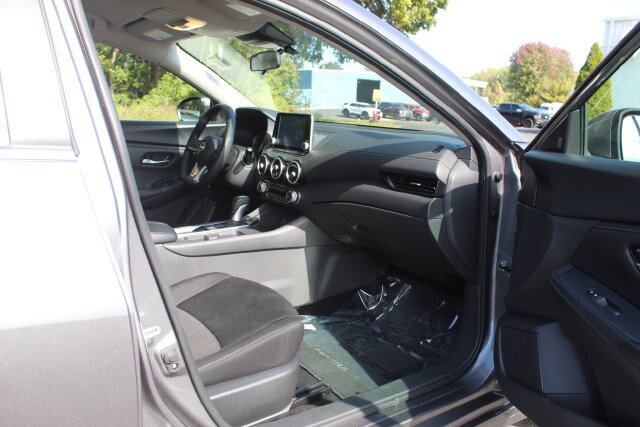 Used 2024 Nissan Sentra SV FWD image 24