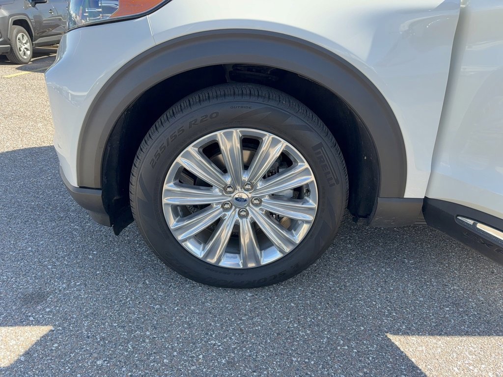Certified 2022 Ford Explorer Limited w/ Limited Technology Package image 37