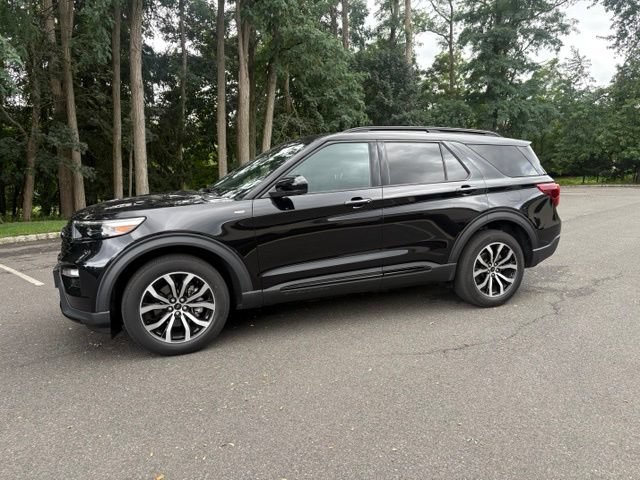 Certified 2023 Ford Explorer ST-Line w/ Class IV Trailer Tow Package AWD/4WD image 2
