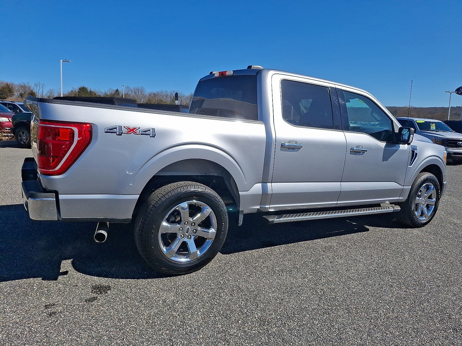 Certified 2021 Ford F150 XLT w/ Equipment Group 302A High image 4