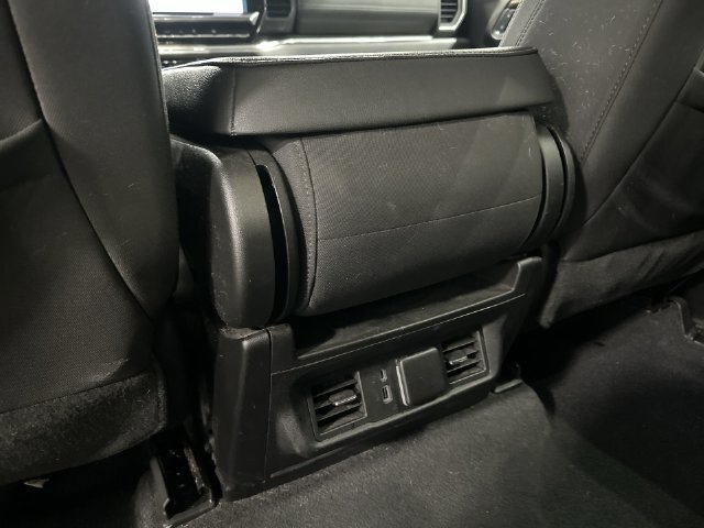 Used 2023 Chevrolet Silverado 1500 LT AWD/4WD image 31