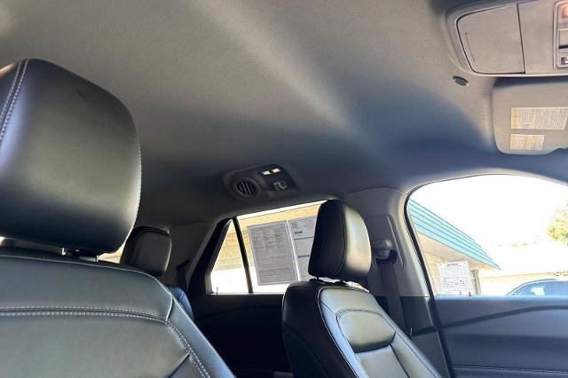 Certified 2023 Ford Explorer XLT w/ Equipment Group 202A image 7