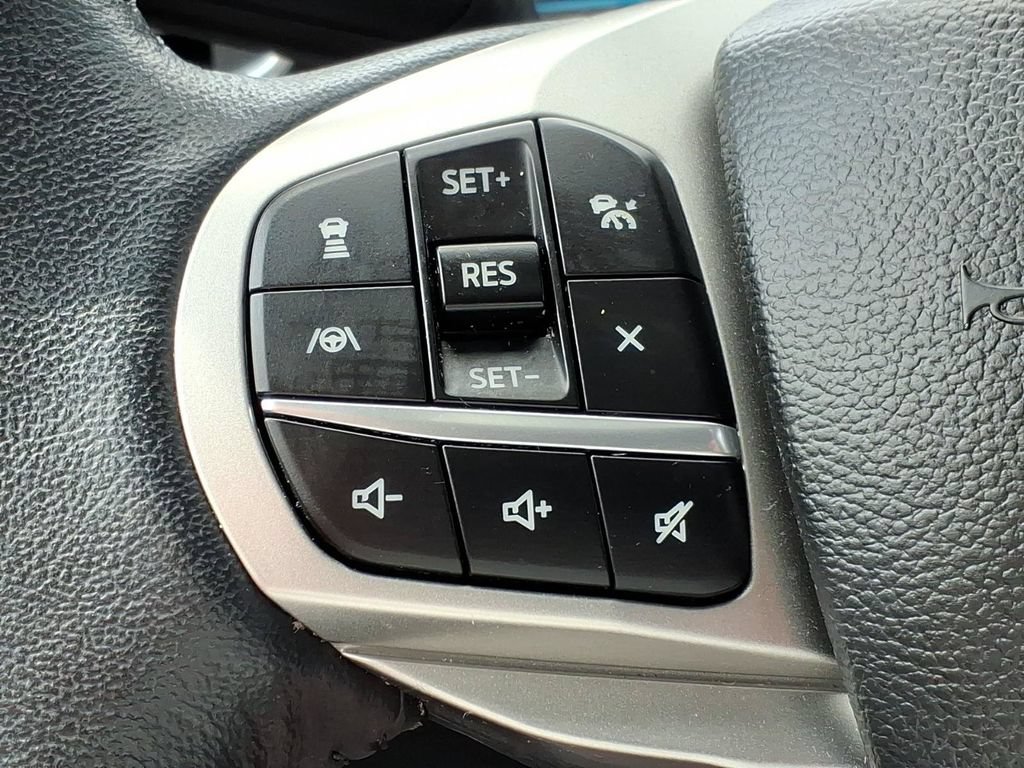 Certified 2023 Ford Explorer XLT w/ Equipment Group 202A AWD/4WD image 27