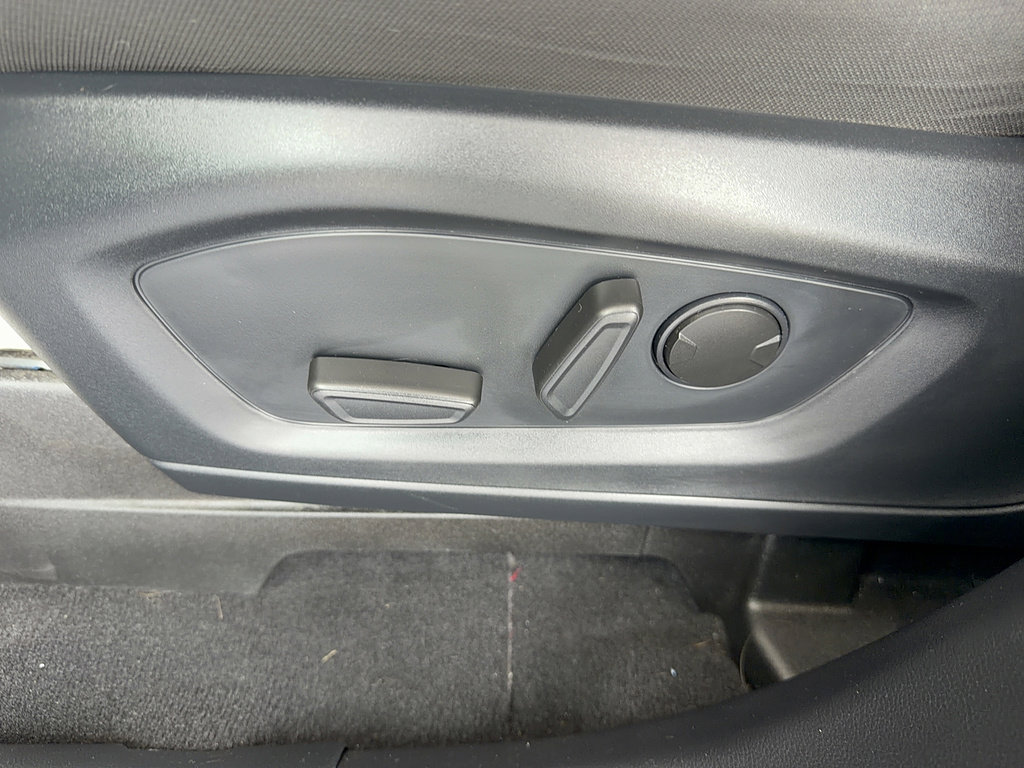 Certified 2020 Ford Explorer XLT AWD/4WD image 34