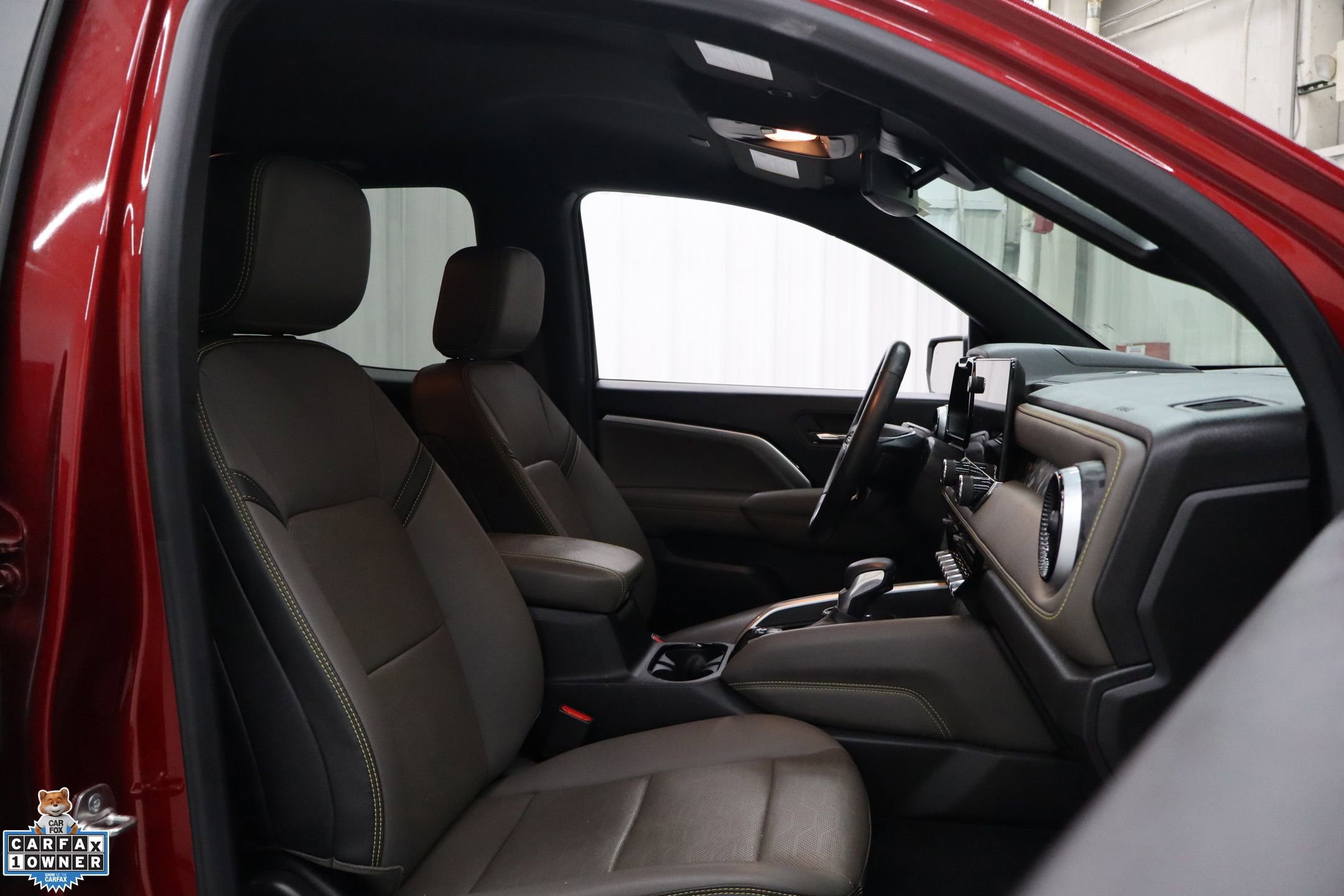 Used 2024 Chevrolet Colorado ZR2 w/ ZR2 Convenience Package III image 31