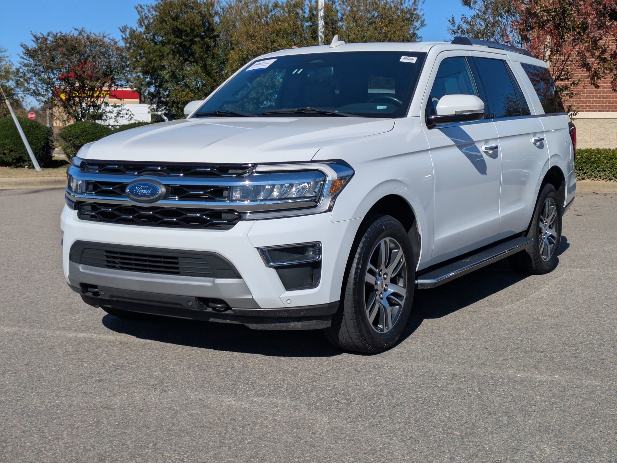 Certified 2023 Ford Expedition Limited image 8
