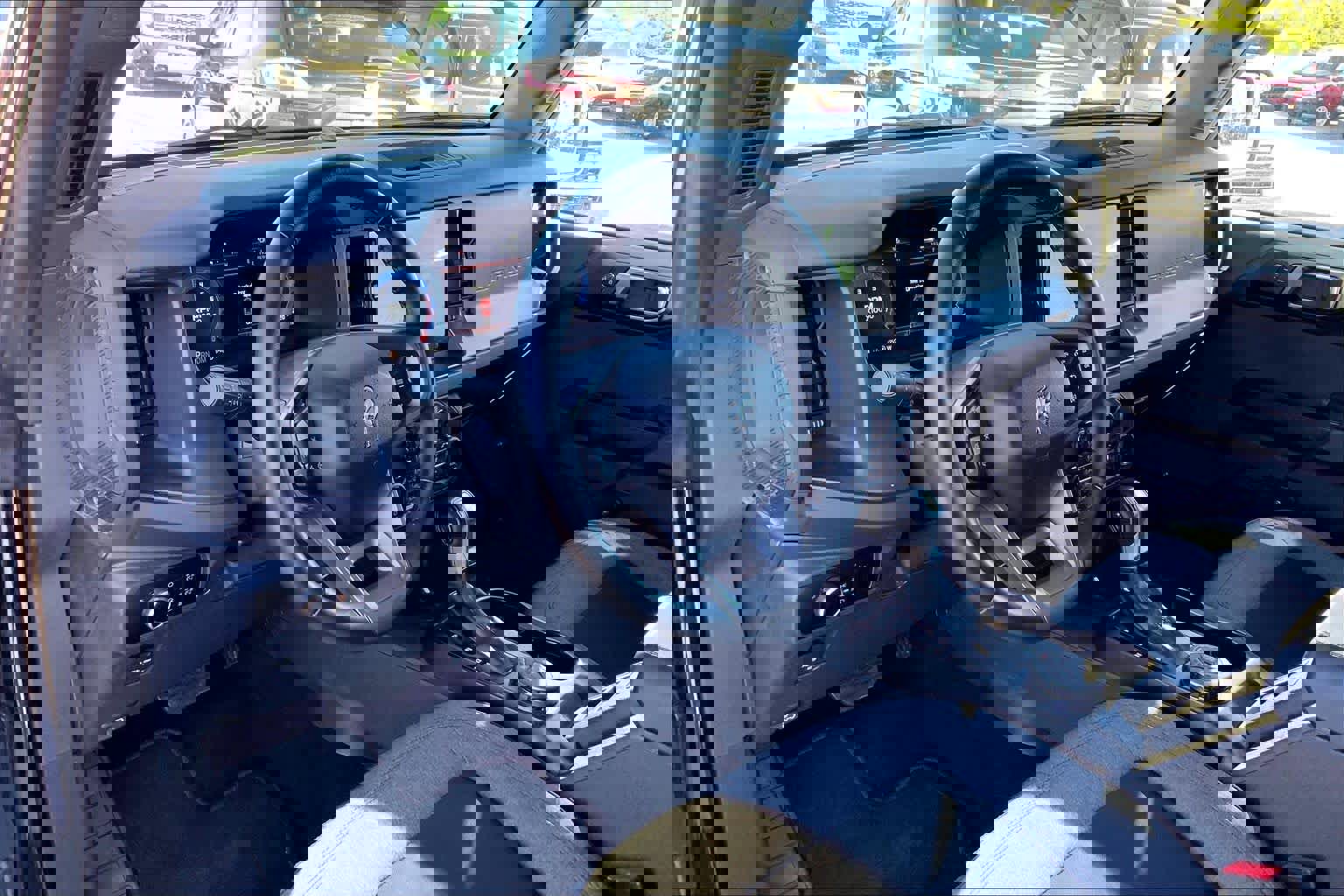 Certified 2025 Ford Bronco Big Bend image 15