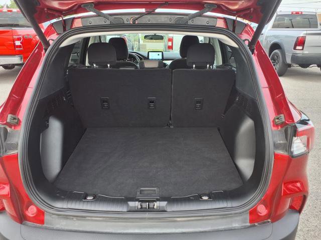 Certified 2021 Ford Escape SE w/ SE Sport Appearance Package FWD image 22