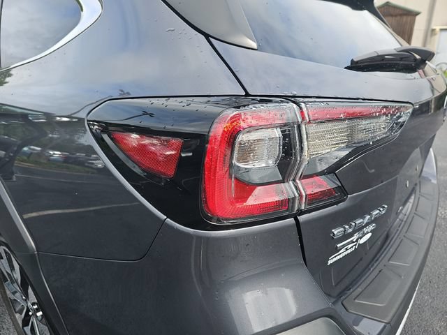 Used 2024 Subaru Outback Limited AWD/4WD image 39