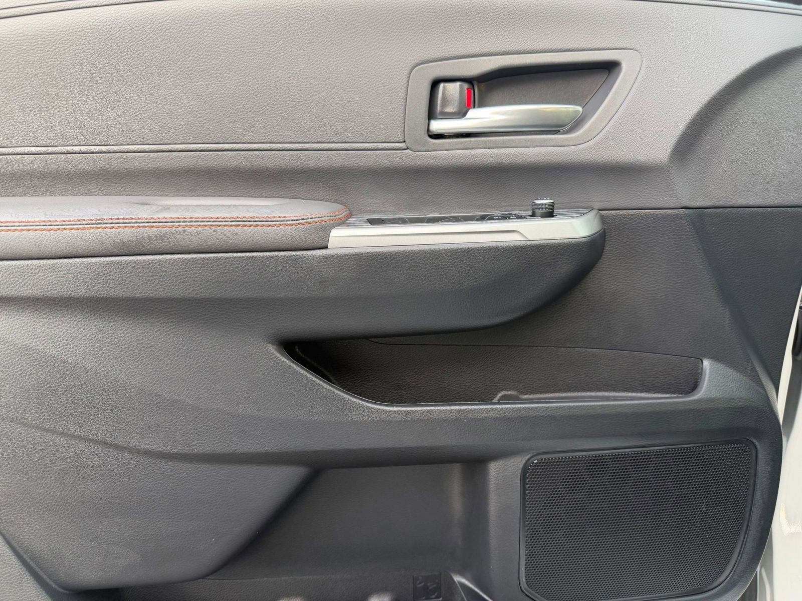 Used 2021 Toyota Sienna XSE w/ XSE Plus Package image 12