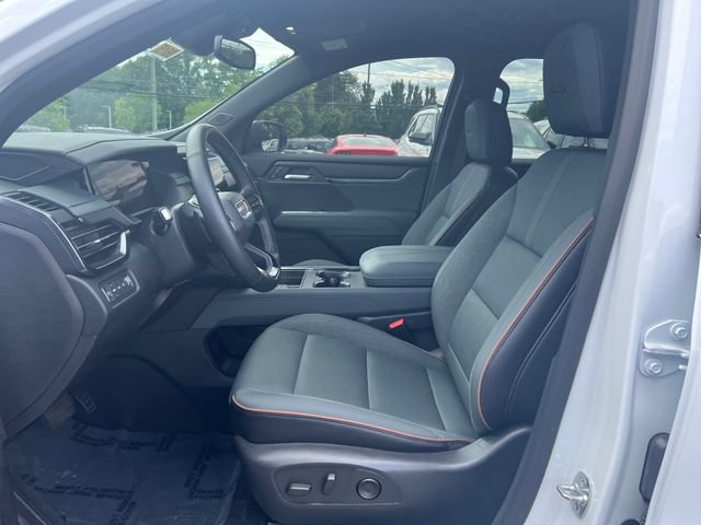 Used 2025 GMC Acadia AT4 AWD/4WD image 14